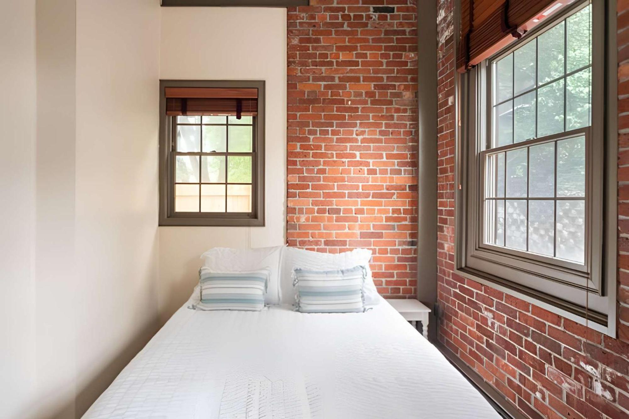 Jennifer'S Riverfront Foundry Apartment Downtown Providence Exterior photo