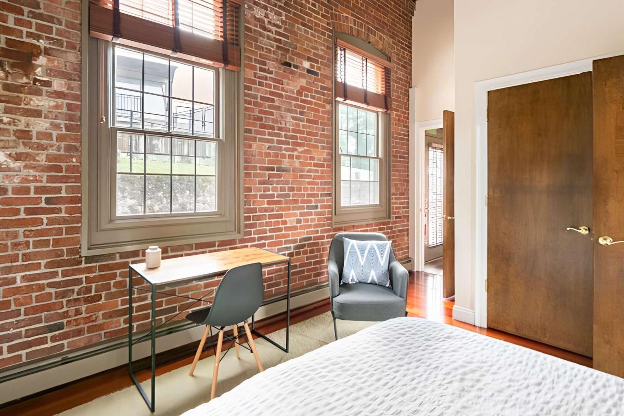 Jennifer'S Riverfront Foundry Apartment Downtown Providence Exterior photo